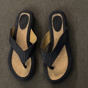 b.o.c. Navy Sandals